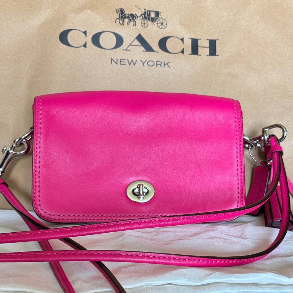 Coach Legacy Penny vintage Fuchsia hot pink Crossbody Bag purse